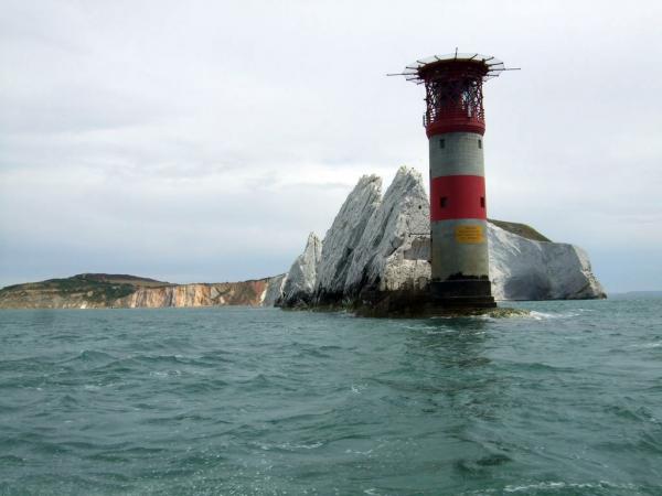 needles-lighthouse.jpg